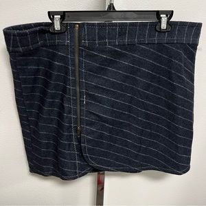 NWOT Purnell Santa Barbara Woolie Wrapper’s Delight Navy Skirt Size 14